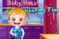 Bébé Hazel en cuisine